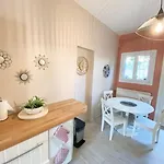 Charmante Maison Familiale -jardin -wifi -parking Ferienhaus *
