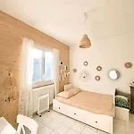 Ferienhaus Charmante Maison Familiale -jardin -wifi -parking Mérignac