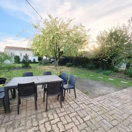 Charmante Maison Familiale -jardin -wifi -parking Сasa de vacaciones *