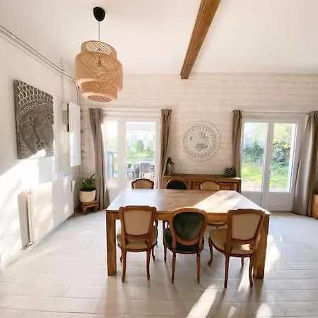 Charmante Maison Familiale -jardin -wifi -parking Сasa de vacaciones