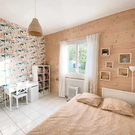 Сasa de vacaciones Charmante Maison Familiale -jardin -wifi -parking *