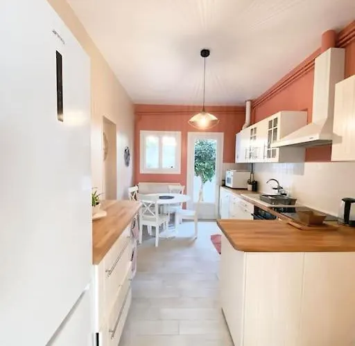 Charmante Maison Familiale -jardin -wifi -parking Casa vacanze