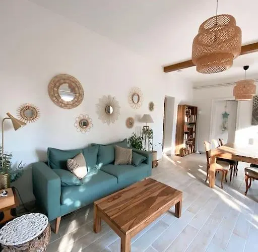 Дом отдыха Charmante Maison Familiale -jardin -wifi -parking *